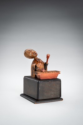 Lot 1077 - AN AMUSING WOOD KOBE TOY, MEIJI