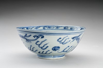 Lot 556 - A BLUE AND WHITE PORCELAIN ‘DRAGON AND PHOENIX’ BOWL, ‘HATCHER CARGO’