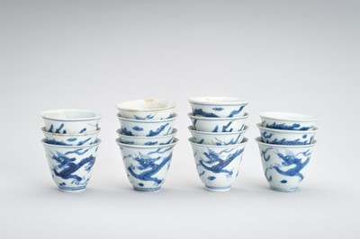 Lot 656 - A BLUE AND WHITE PORCELAIN GROUP OF 14 CUPS AND 6 BOWLS, ‘HATCHER CARGO’
