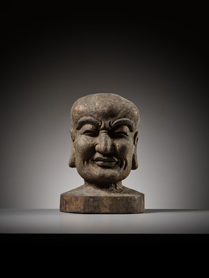 Lot 157 - A RARE WOOD HEAD OF A LUOHAN, SONG DYNASTY