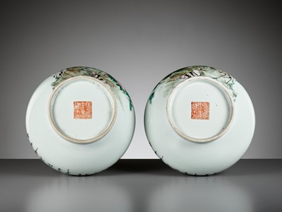 Lot 458 - A PAIR OF ‘QIANJIANG CAI’ ENAMELED ‘PEACOCK AND CRANE’ VASES, BY MA QINGYUN, DATED 1920