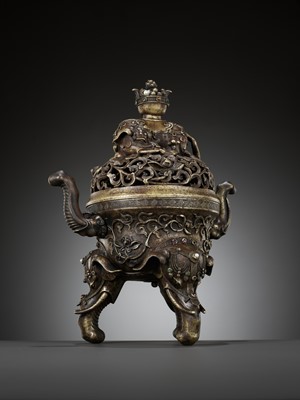 Lot 154 - AN INLAID BRONZE ‘ELEPHANT’ TRIPOD CENSER AND OPENWORK COVER, 18TH CENTURY