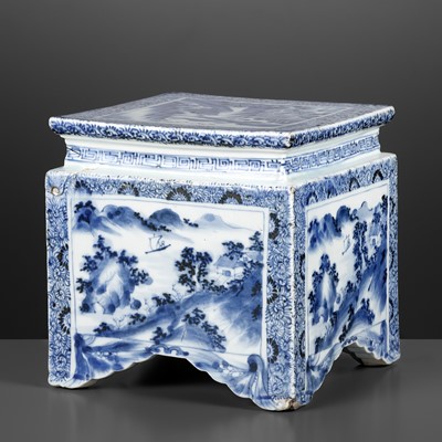 Lot 384 - A MASSIVE BLUE AND WHITE ‘LANDSCAPE’ STAND, LATE MING TO EARLY QING DYNASTY