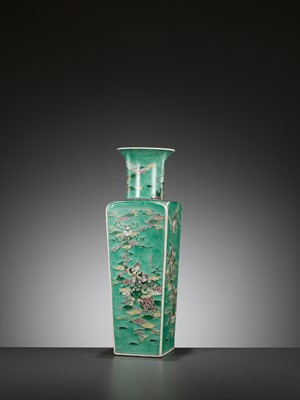 Lot 434 - A FAMILLE VERTE SQUARE BALUSTER ‘IMMORTALS’ VASE, QING DYNASTY