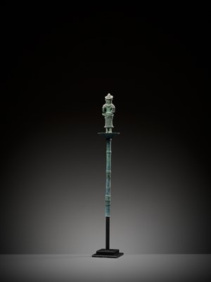 Lot 279 - A KHMER BRONZE FITTING WITH A FIGURE OF A FEMALE DEITY, ANGKOR PERIOD