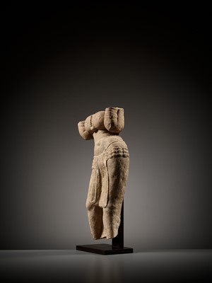 Lot 187 - A SANDSTONE TORSO OF A YAKSHI, INDIA, MATHURA, KUSHAN PERIOD, 1ST-2ND CENTURY