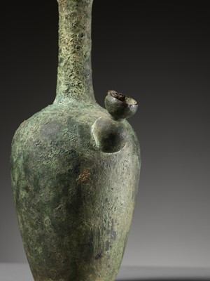 Lot 679 - A BRONZE RITUAL WATER VESSEL, KUNDIKA, GORYEO DYNASTY