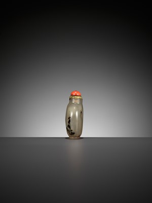 Lot 578 - A SHADOW AGATE ‘BIRD’ SNUFF BOTTLE, 1750-1850