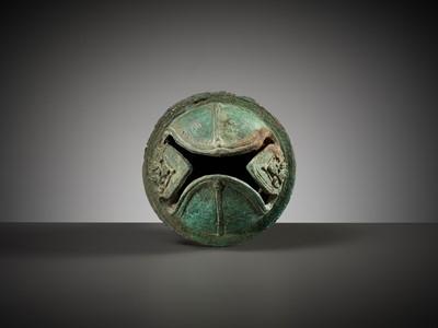 Lot 631 - A BRONZE ELEPHANT BELL, KHMER EMPIRE, ANGKOR PERIOD