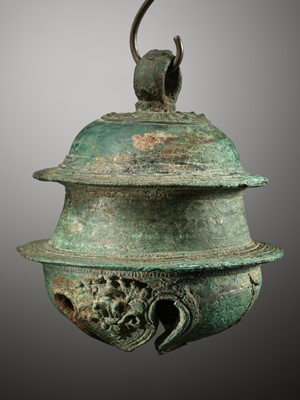Lot 631 - A BRONZE ELEPHANT BELL, KHMER EMPIRE, ANGKOR PERIOD