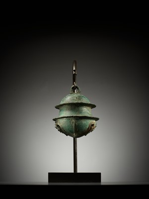 Lot 631 - A BRONZE ELEPHANT BELL, KHMER EMPIRE, ANGKOR PERIOD