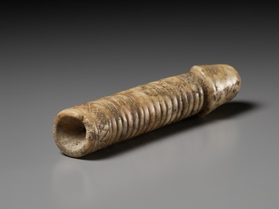 Lot 76 - A RARE WHITE MARBLE CARVING OF A PHALLUS, WESTERN HAN DYNASTY
