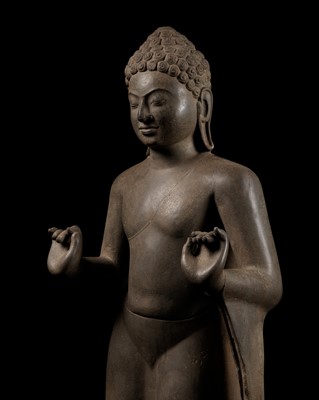 Lot 165 - A MONUMENTAL SANDSTONE FIGURE OF BUDDHA, THAILAND, DVARAVATI PERIOD, 7TH CENTURY