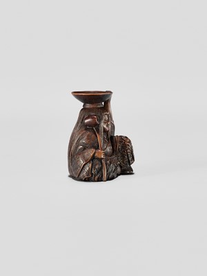 Lot 371 - HIDEHARU: A NAGOYA SCHOOL WOOD NETSUKE OF A DRUNKEN SHOJO WITH LADLE AND SAKE SAUCER