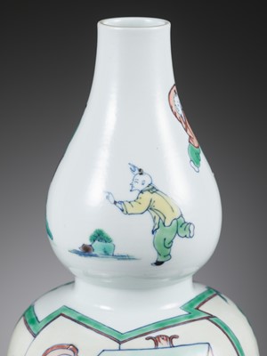 Lot 97 - A SUPERB DOUCAI DOUBLE-GOURD VASE, LINGZHI MARK, LATE 17TH TO EARLY 18TH CENTURY
