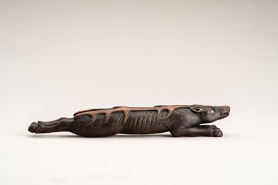 Lot 318 - A VERY LARGE WOOD SASHI NETSUKE OF A DEER