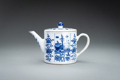 Lot 328 - A BLUE AND WHITE PORCELAIN TEAPOT, QIANLONG MARK AND POSSIBLY OF THE PERIOD