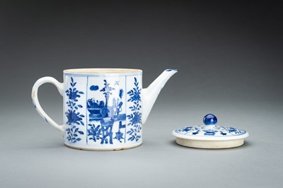 Lot 328 - A BLUE AND WHITE PORCELAIN TEAPOT, QIANLONG MARK AND POSSIBLY OF THE PERIOD
