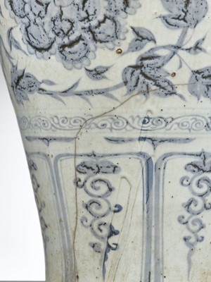 Lot 79 - A BLUE AND WHITE ‘PEONY, PHOENIX AND LONGMA’ VASE, MEIPING, CHINA, 14TH-15TH CENTURY