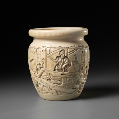 Lot 578 - AN IVORY JAR DEPICTING CONSTRUCTION MEN