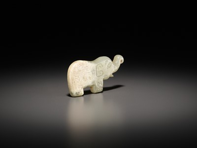 Lot 1031 - A JADE ‘ELEPHANT’ PENDANT, LATE SHANG DYNASTY, ANYANG PHASE