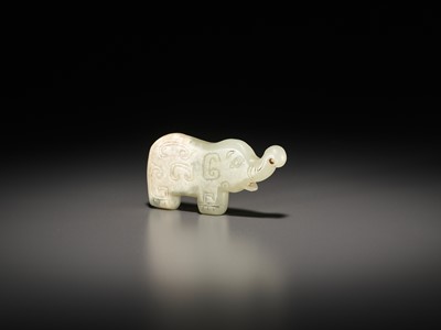 Lot 1031 - A JADE ‘ELEPHANT’ PENDANT, LATE SHANG DYNASTY, ANYANG PHASE