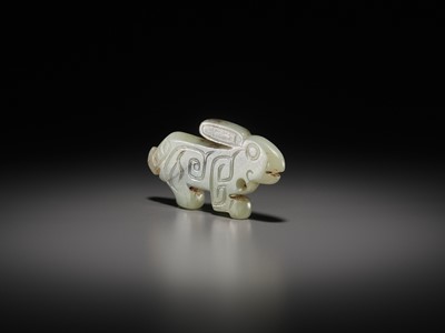 Lot 1030 - A JADE ‘RABBIT’ PENDANT, LATE SHANG TO WESTERN ZHOU DYNASTY