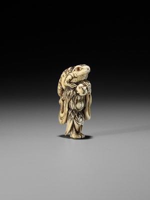 Lot 358 - AN AMUSING IVORY NETSUKE OF GAMA SENNIN ATTRIBUTED TO MASAKAZU