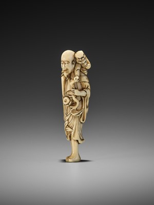 Lot 322 - A RARE IVORY NETSUKE OF A SENNIN WITH ONI