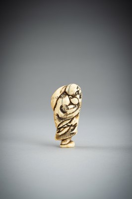 Lot 373 - AN IVORY NETSUKE OF A HOTEI, 19th CENTURY