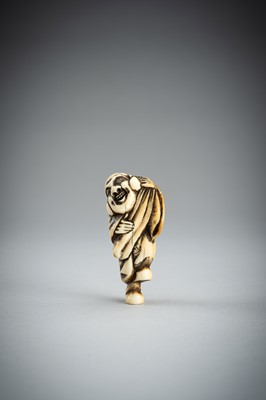 Lot 373 - AN IVORY NETSUKE OF A HOTEI, 19th CENTURY