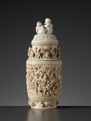 Lot 102 - A LARGE IVORY ‘HUNDRED BOYS’ VASE AND COVER, LATE QING TO REPUBLIC