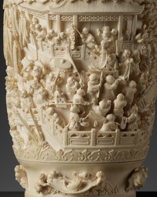 Lot 102 - A LARGE IVORY ‘HUNDRED BOYS’ VASE AND COVER, LATE QING TO REPUBLIC