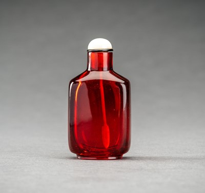 A TRANSPARENT RUBY RED GLASS SNUFF BOTTLE, REPUBLIC