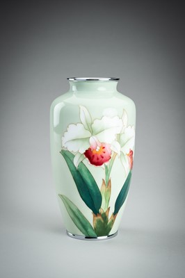 Lot 79 - ANDO JUBEI: A FINE CLOISONNÉ ENAMEL VASE WITH IRISES