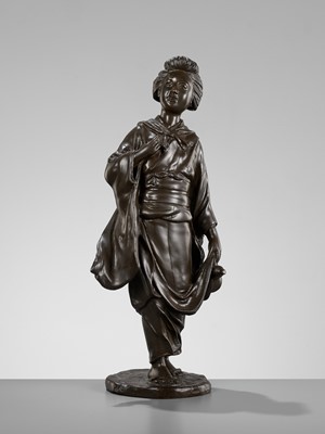 Lot 2 - GENRYUSAI SEIYA: A FINE AND LARGE BRONZE OF A BEAUTY