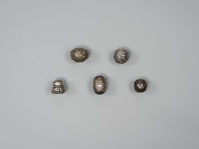 A GROUP OF FIVE MIXED METAL OJIME