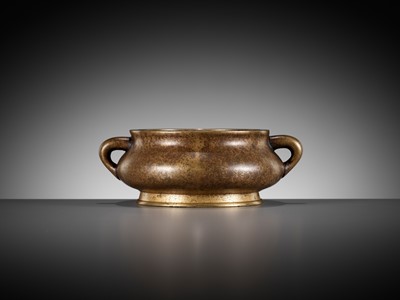 Lot 634 - A BRONZE CENSER, YUTANG ZHENWAN MARK, EARLY QING DYNASTY