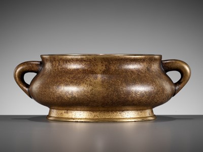 Lot 634 - A BRONZE CENSER, YUTANG ZHENWAN MARK, EARLY QING DYNASTY