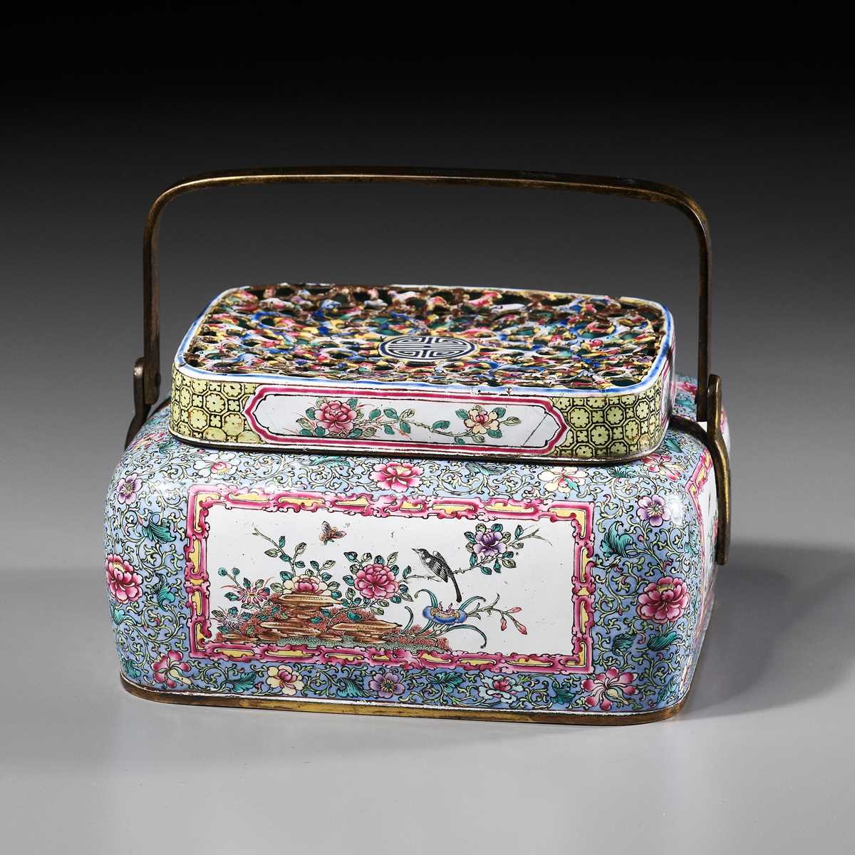 Lot 5 - AN EXCEEDINGLY RARE IMPERIAL ENAMELED COPPER HANDWARMER, QIANLONG MARK AND PERIOD