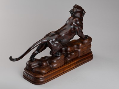 Lot 184 - MORIMITSU: A LARGE BRONZE OKIMONO OF A ROARING TIGER, MEIJI