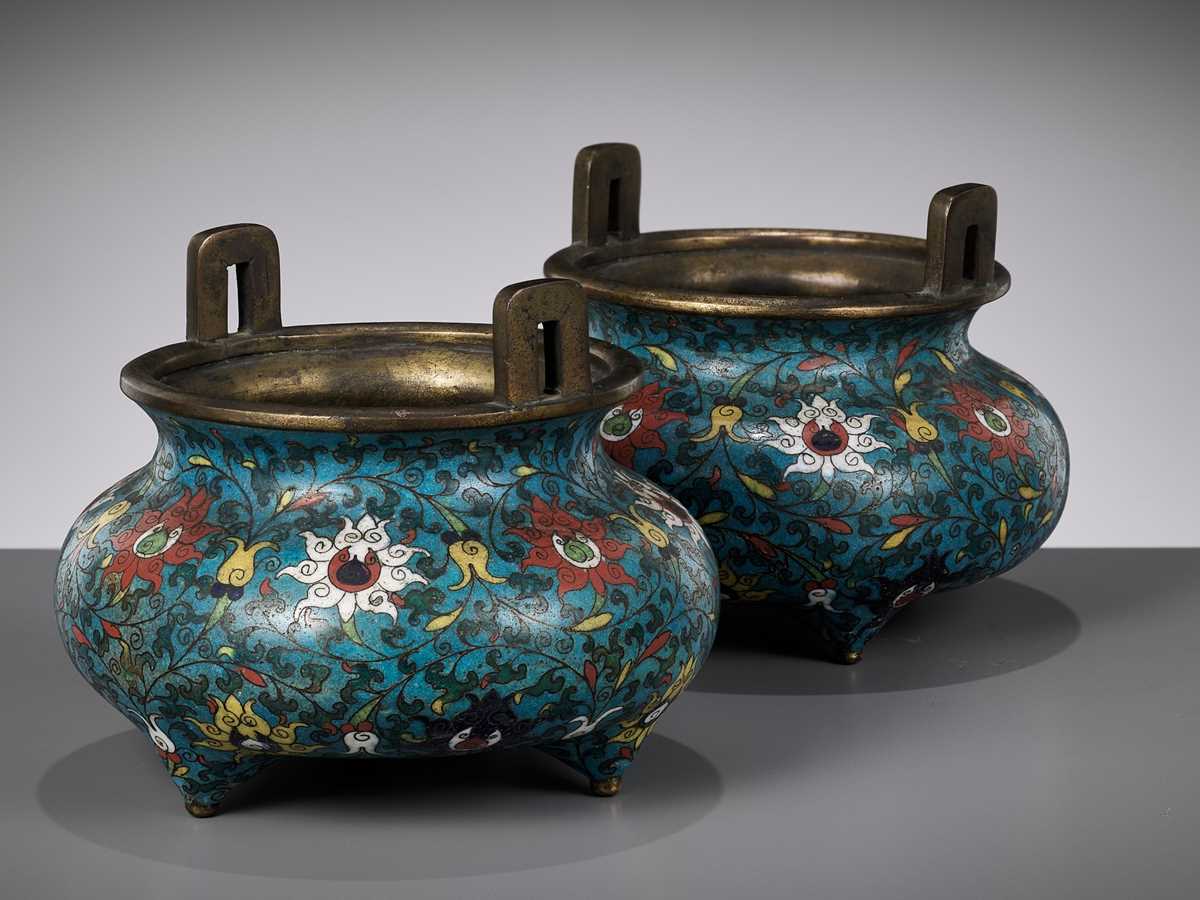 Chinese 16th / 17th Century Ming Dynasty Antique Cloisonne Enamel