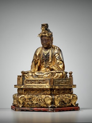 Lot 263 - A GILT WOOD FIGURE OF KANNON BOSATSU
