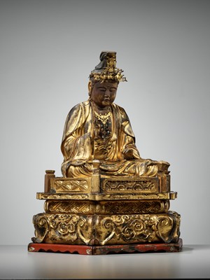 Lot 263 - A GILT WOOD FIGURE OF KANNON BOSATSU
