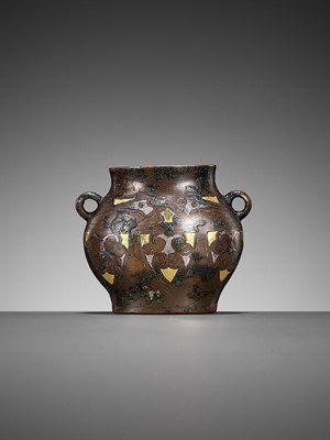 Lot 160 - AN ARCHAISTIC MINATURE GOLD AND SILVER-INLAID BRONZE VESSEL, POU, SONG TO MING DYNASTY