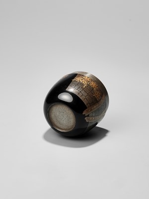 Lot 219 - KOZEN: A LACQUER NATSUME (TEA CADDY) WITH CHERRY BLOSSOMS BY A CASTLE WALL