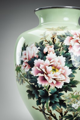 Lot 80 - A LARGE CLOISONNÉ ENAMEL VASE WITH PEONIES, c. 1930s