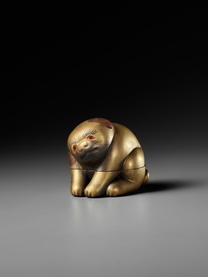 Lot 15 - A LACQUER KOGO (INCENSE BOX) AND COVER IN THE FORM OF A PUPPY