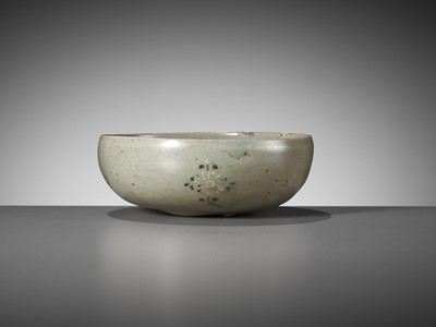 Lot 466 - A SLIP-INLAID CELADON-GLAZED STONEWARE ‘FLORAL’ BOWL, GORYEO DYNASTY