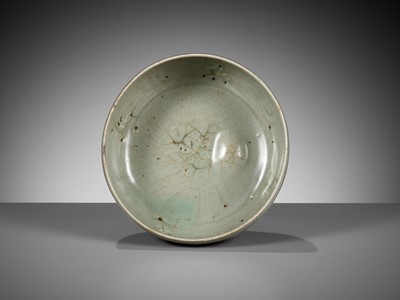 Lot 466 - A SLIP-INLAID CELADON-GLAZED STONEWARE ‘FLORAL’ BOWL, GORYEO DYNASTY